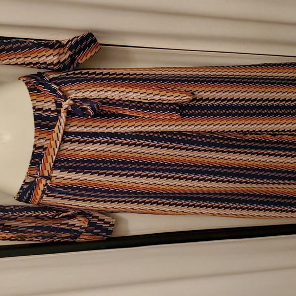 Fashion Nova 2 Piece Crop Top And Pant Set - Picture 3 of 8